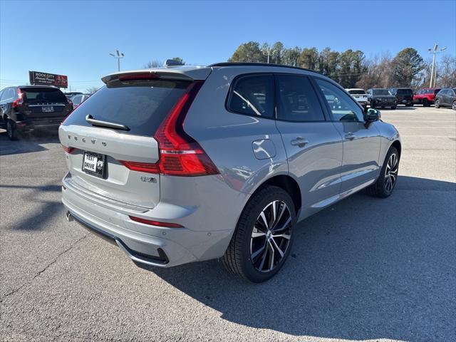 new 2025 Volvo XC60 car, priced at $55,335