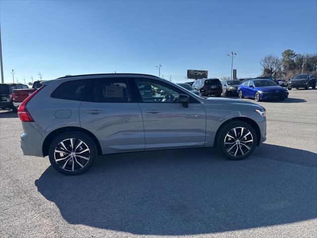 new 2025 Volvo XC60 car, priced at $55,335