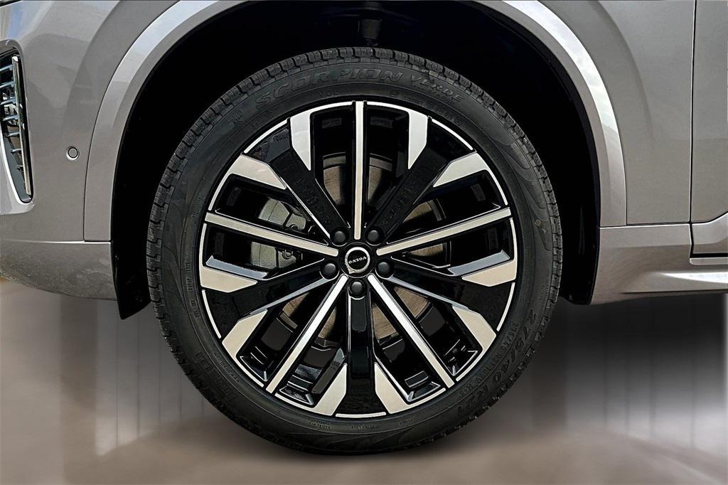 new 2026 Volvo XC90 car, priced at $68,155