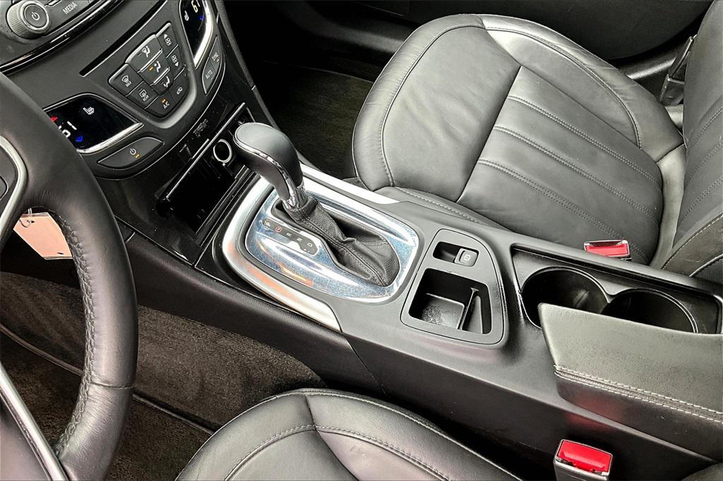 used 2015 Buick Regal car, priced at $9,999