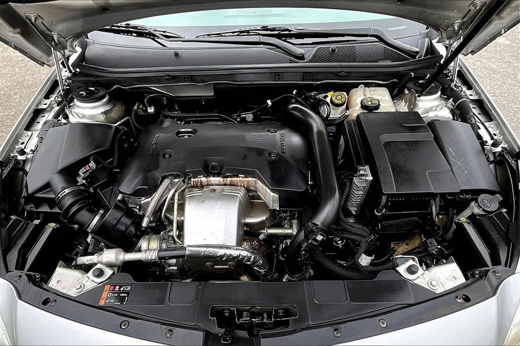 used 2015 Buick Regal car, priced at $9,999