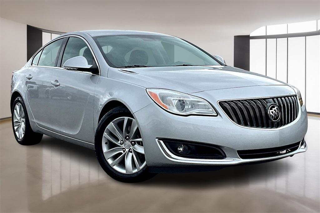 used 2015 Buick Regal car, priced at $9,999