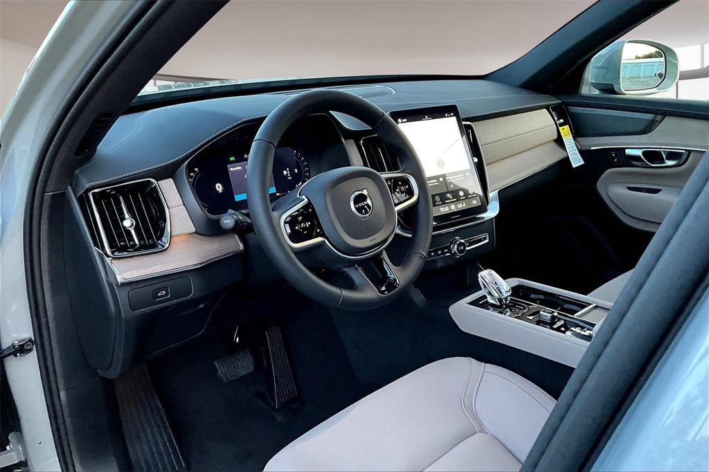new 2026 Volvo XC90 car, priced at $71,825