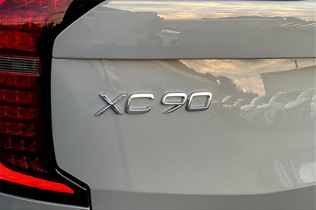 new 2026 Volvo XC90 car, priced at $71,825