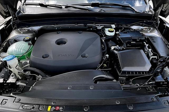 used 2022 Volvo XC40 car, priced at $27,593