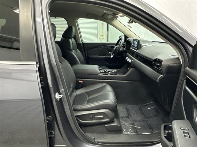 used 2024 Honda Pilot car, priced at $38,819