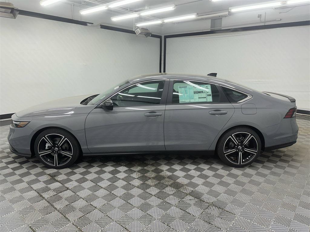 new 2025 Honda Accord Hybrid car, priced at $35,305