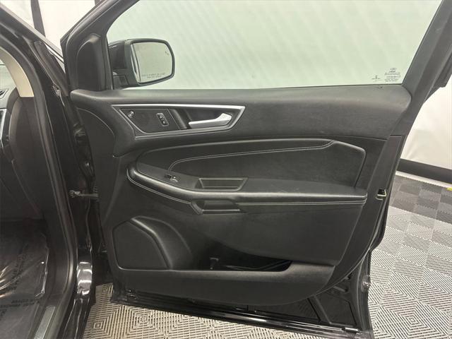 used 2022 Ford Edge car, priced at $21,999