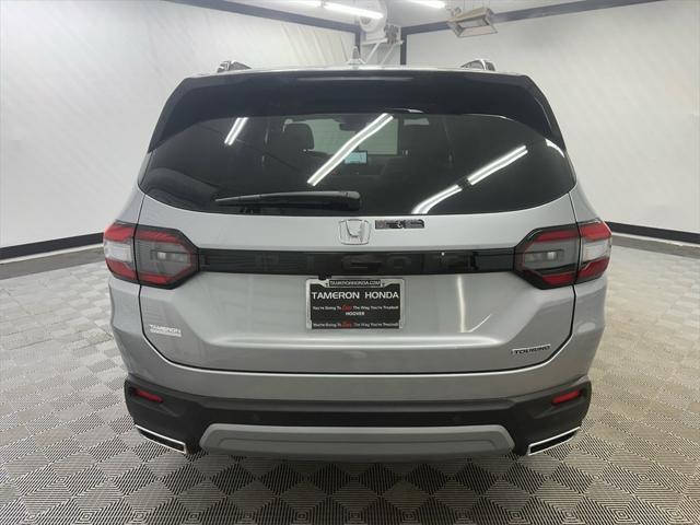 new 2025 Honda Pilot car, priced at $50,850