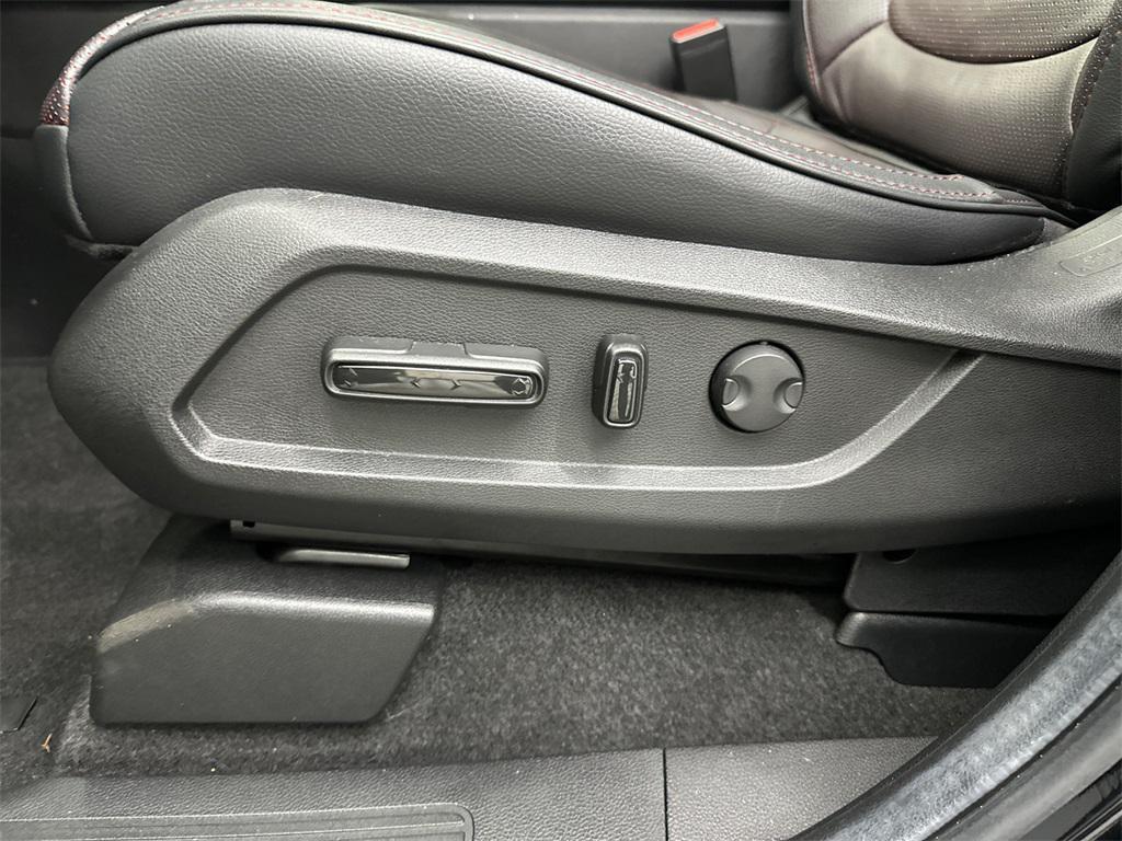 used 2025 Honda Pilot car, priced at $49,499