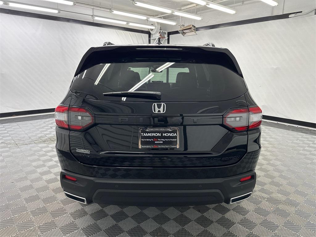 used 2025 Honda Pilot car, priced at $49,499