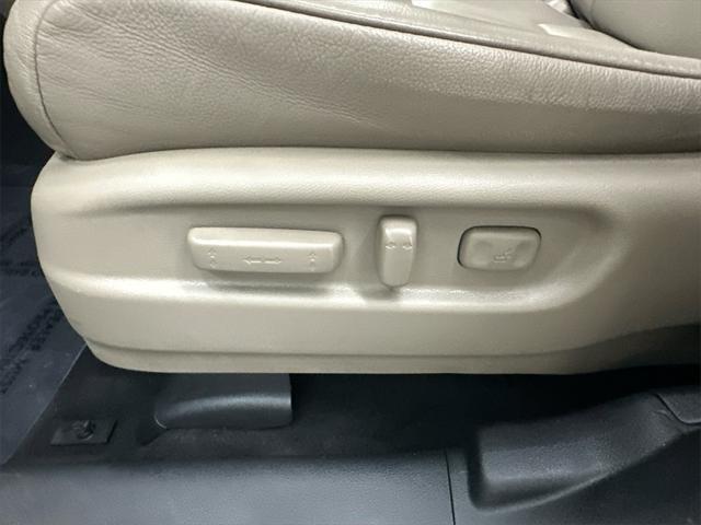 used 2022 Honda Pilot car, priced at $28,999