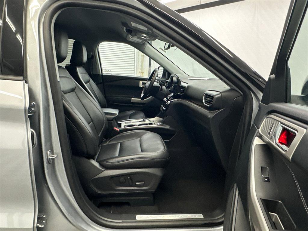used 2024 Ford Explorer car, priced at $27,719