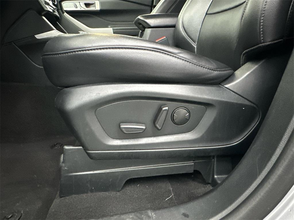 used 2024 Ford Explorer car, priced at $27,719