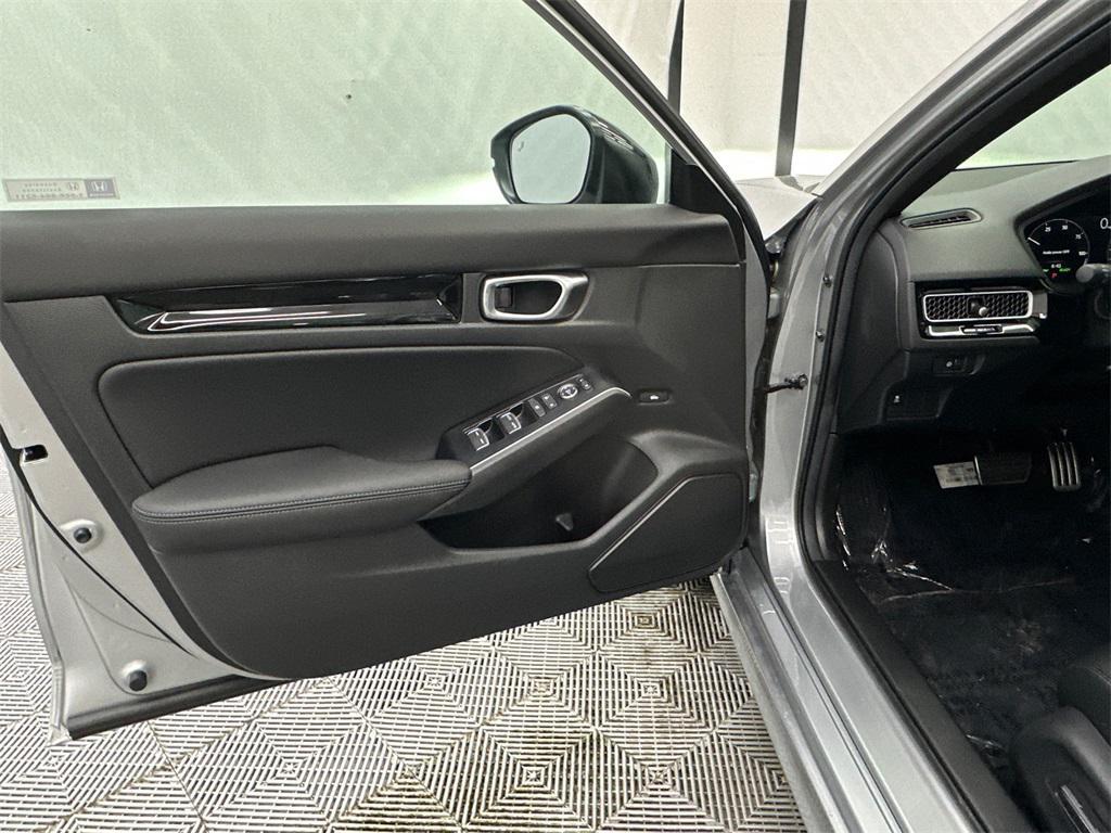 new 2026 Honda Civic Hybrid car, priced at $33,490