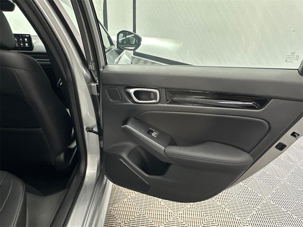 new 2026 Honda Civic Hybrid car, priced at $33,490