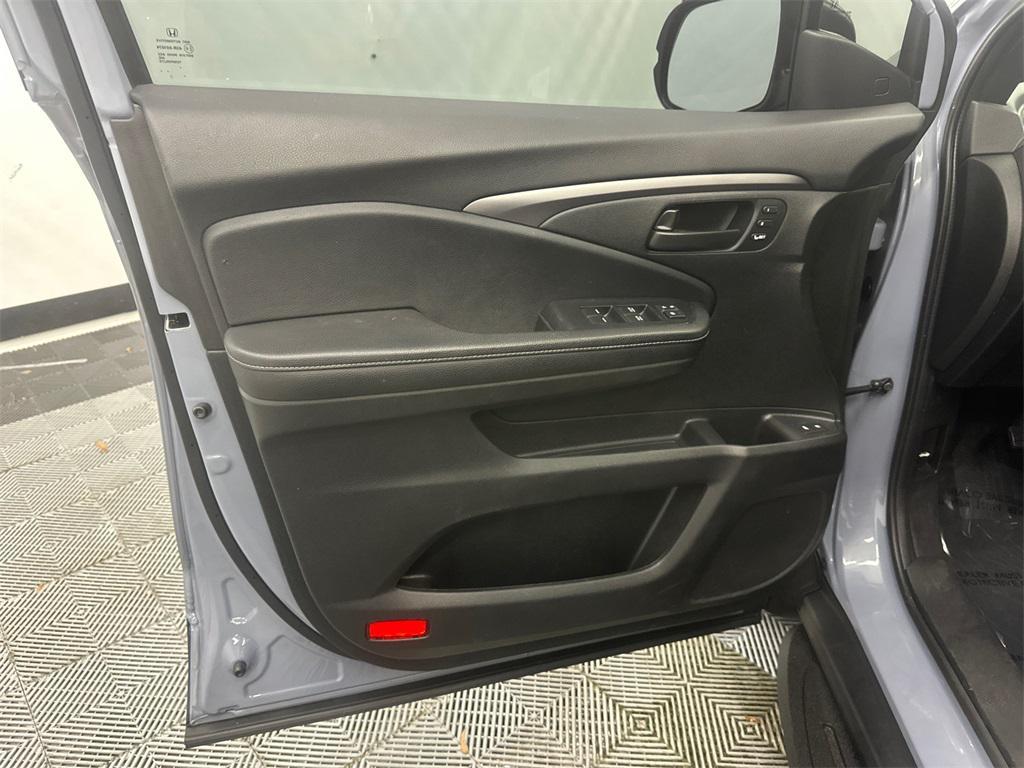 used 2022 Honda Passport car, priced at $26,999