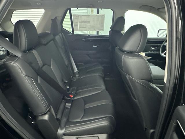 new 2025 Honda Pilot car, priced at $49,195