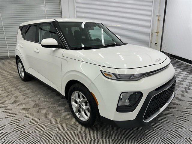 used 2022 Kia Soul car, priced at $14,998