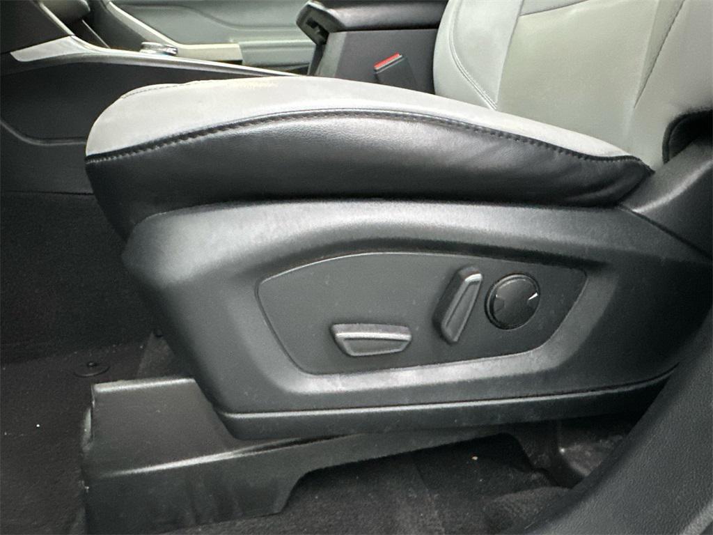 used 2021 Ford Explorer car, priced at $22,999