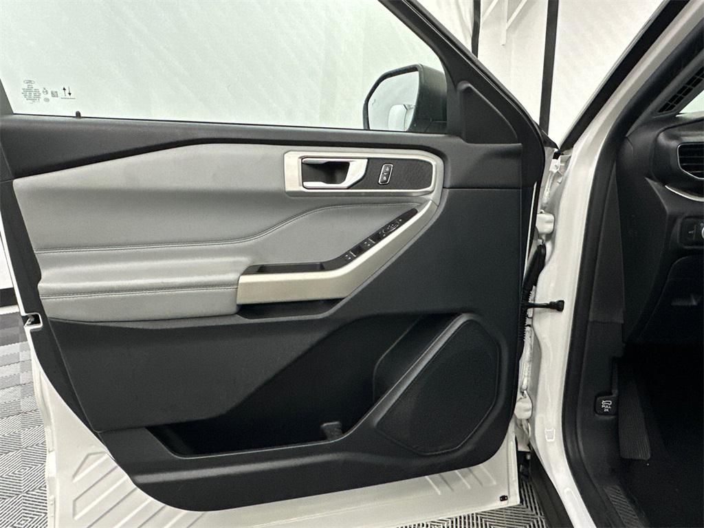 used 2021 Ford Explorer car, priced at $22,999