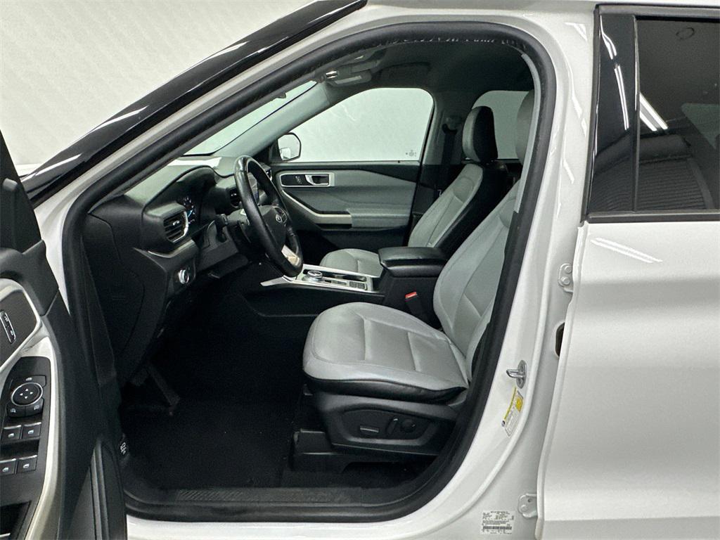 used 2021 Ford Explorer car, priced at $22,999
