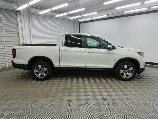 new 2025 Honda Ridgeline car, priced at $45,385