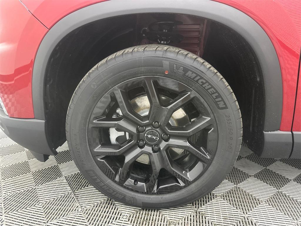 new 2025 Honda Pilot car, priced at $52,035