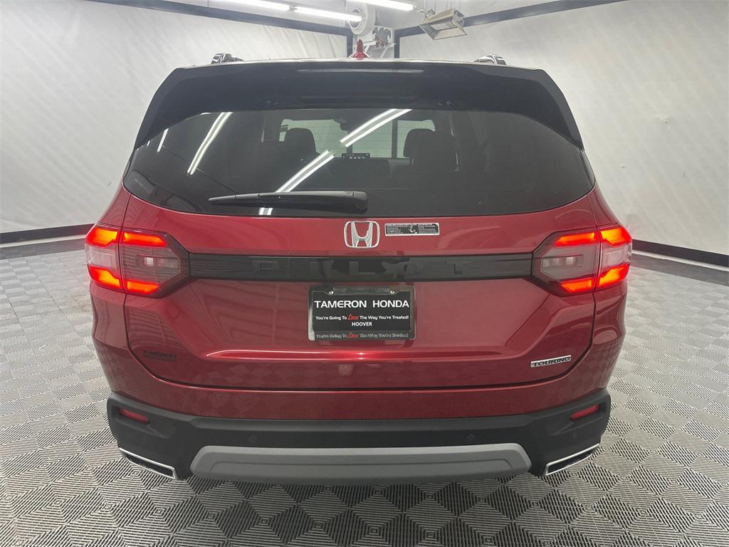 new 2025 Honda Pilot car, priced at $52,035