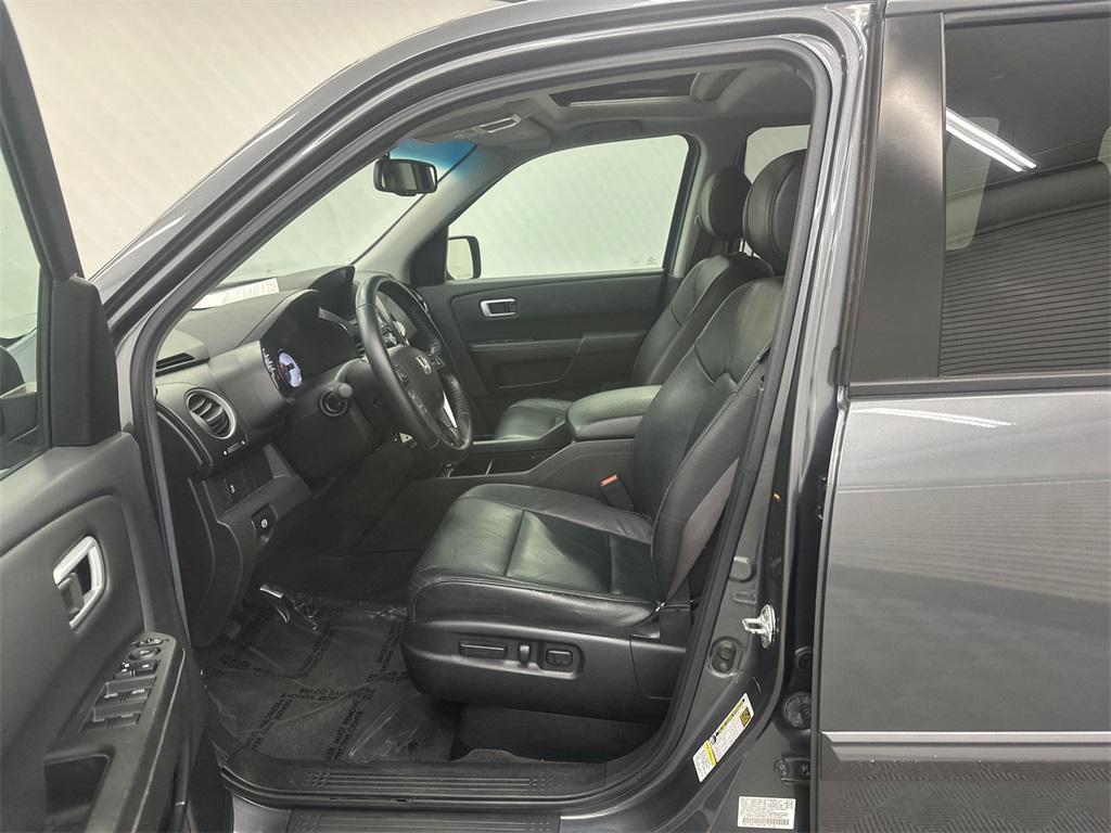 used 2012 Honda Pilot car, priced at $8,995