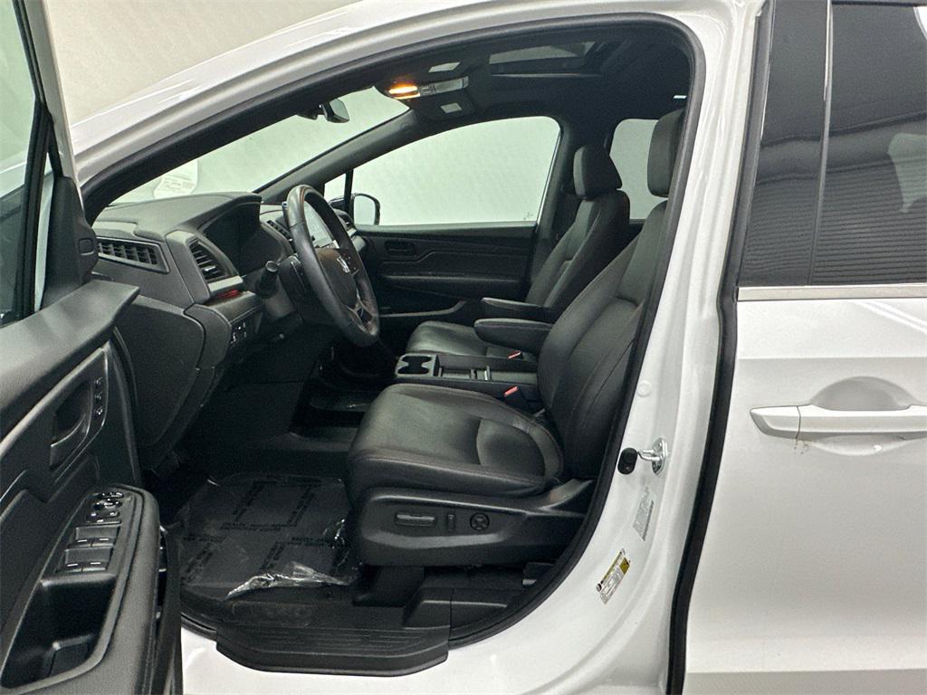 used 2023 Honda Odyssey car, priced at $36,081