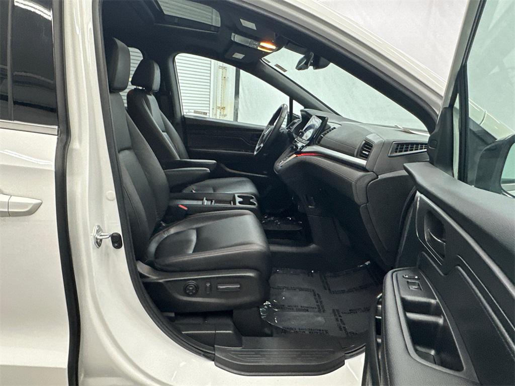 used 2023 Honda Odyssey car, priced at $36,081