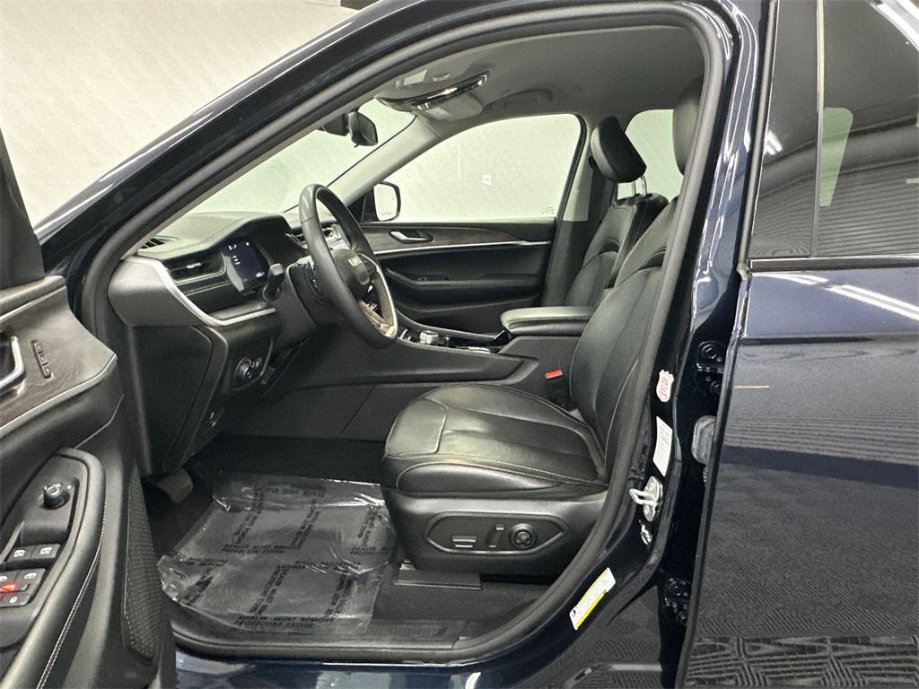 used 2023 Jeep Grand Cherokee L car, priced at $26,815