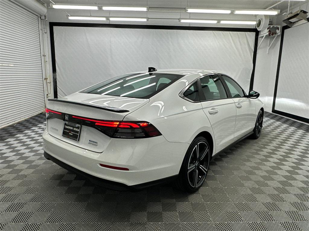 new 2025 Honda Accord Hybrid car, priced at $35,260