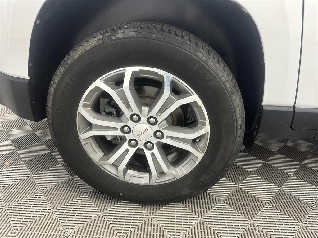 used 2016 GMC Acadia car, priced at $9,995