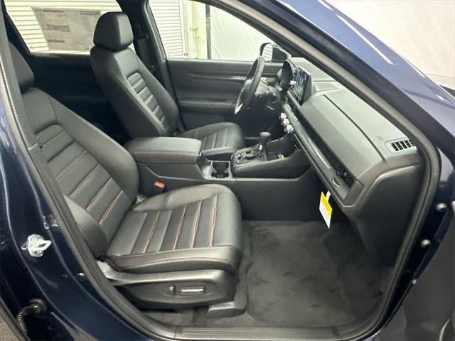 new 2025 Honda CR-V Hybrid car, priced at $39,045