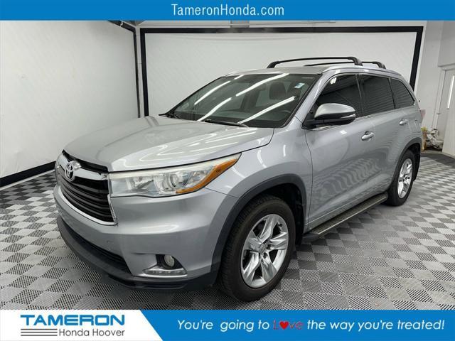 used 2015 Toyota Highlander car, priced at $15,995