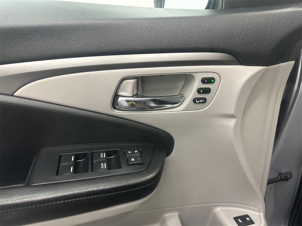 used 2020 Honda Pilot car, priced at $25,694