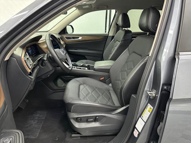 used 2024 Volkswagen Atlas car, priced at $30,819