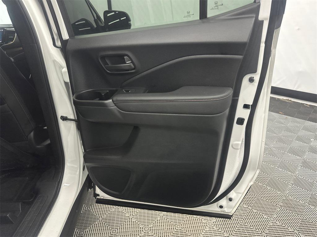 used 2024 Honda Ridgeline car, priced at $33,479