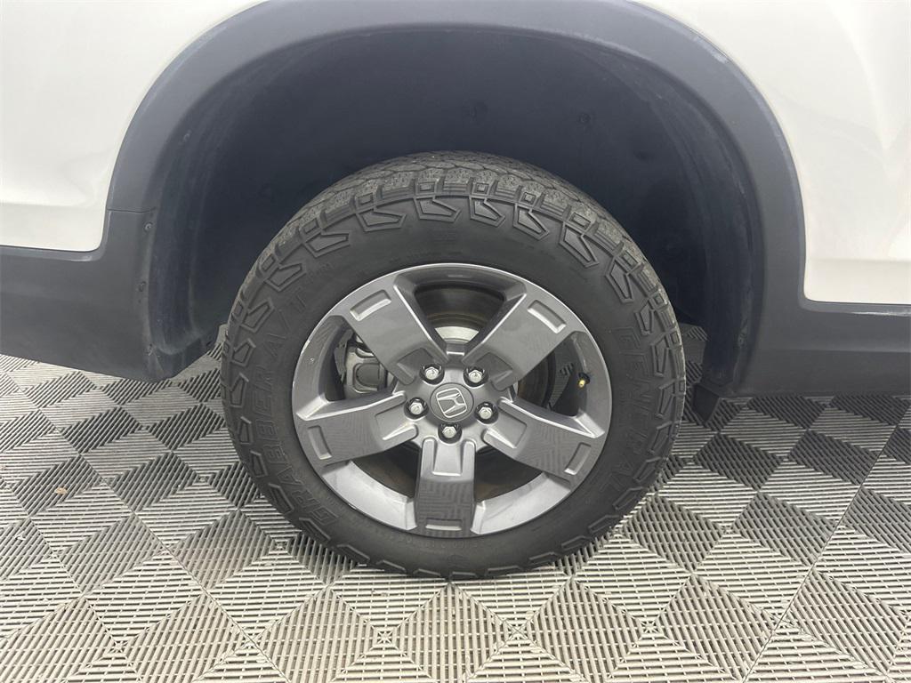 used 2024 Honda Ridgeline car, priced at $33,479