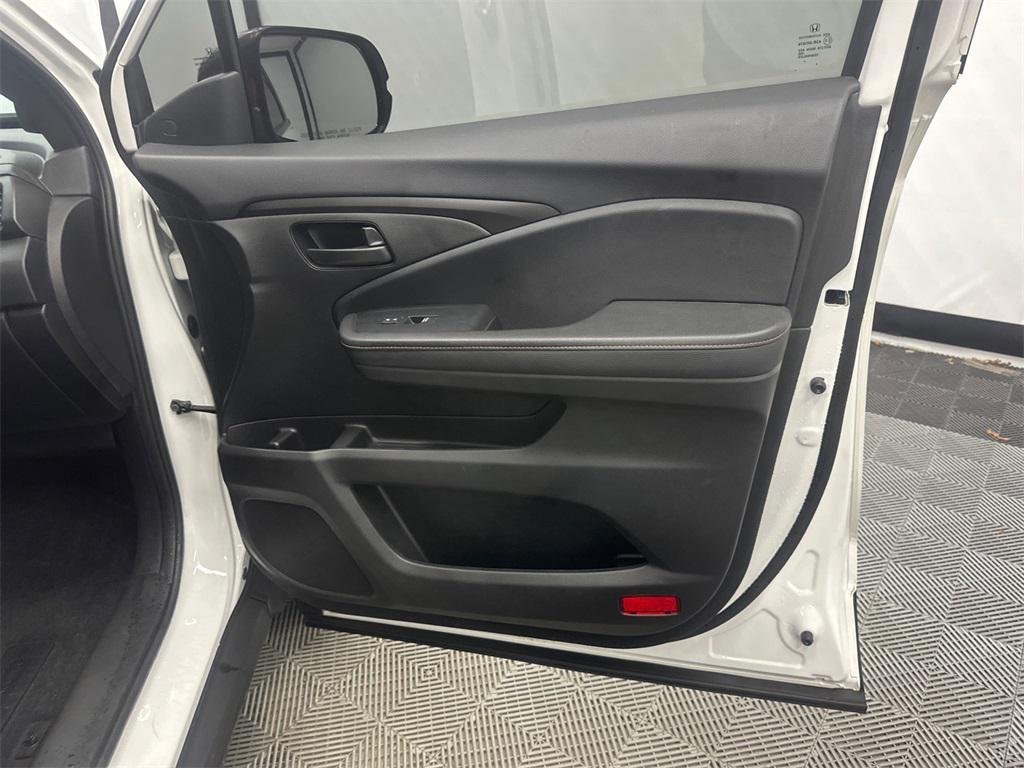 used 2024 Honda Ridgeline car, priced at $33,479