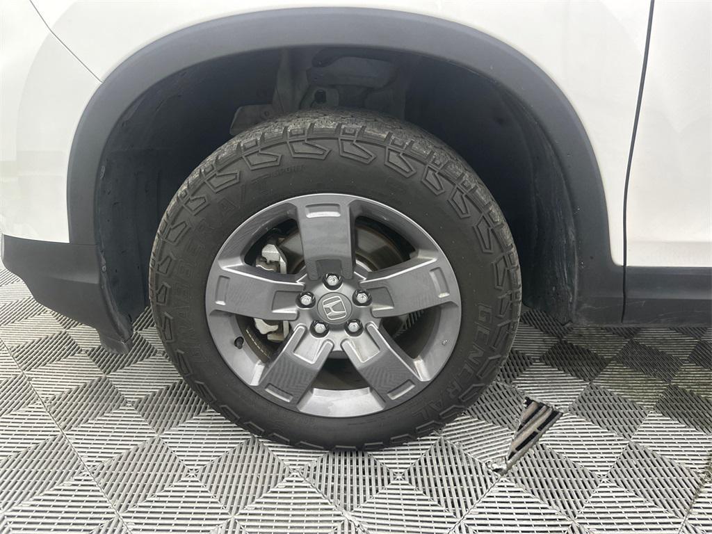 used 2024 Honda Ridgeline car, priced at $33,479