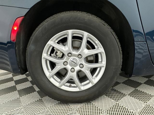 used 2023 Chrysler Pacifica car, priced at $22,517