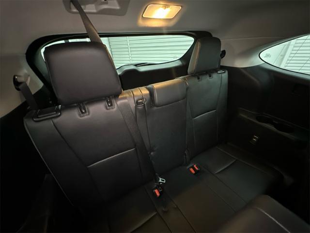 used 2024 Toyota Highlander car, priced at $39,699