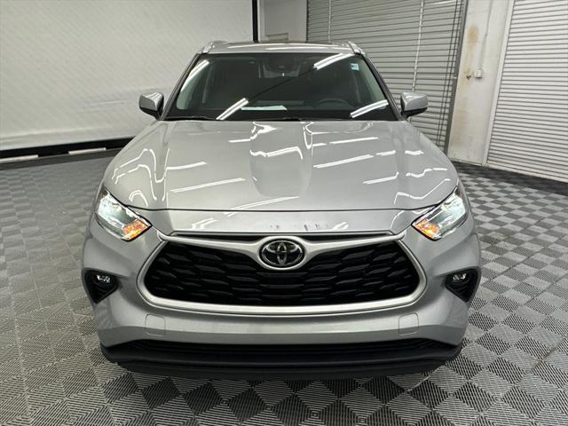 used 2024 Toyota Highlander car, priced at $39,699