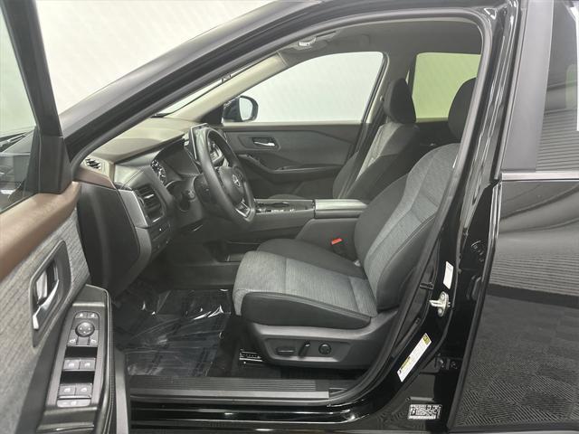 used 2023 Nissan Rogue car, priced at $20,318