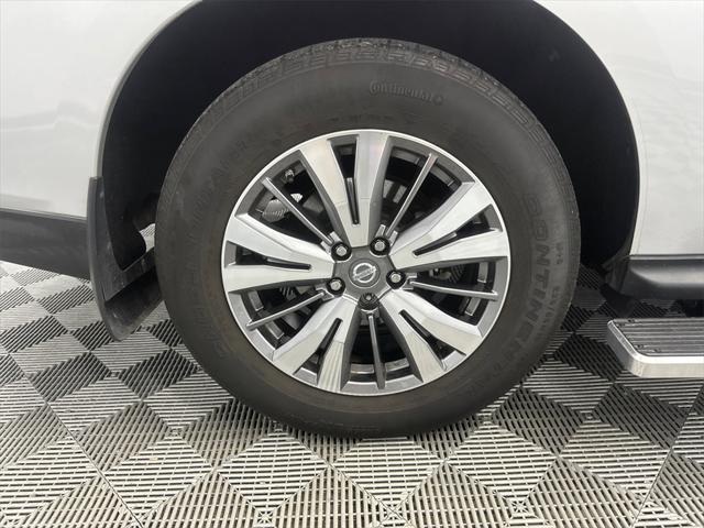 used 2018 Nissan Pathfinder car, priced at $19,898