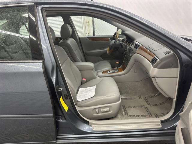 used 2005 Lexus ES 330 car, priced at $7,885