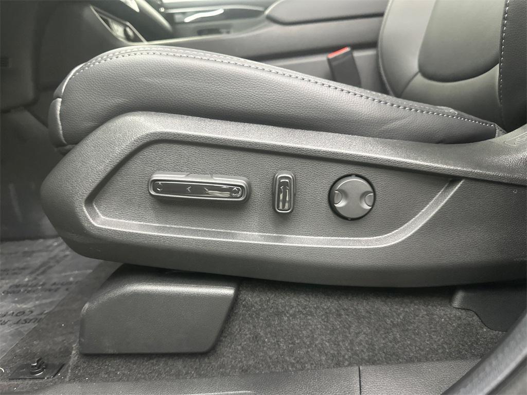 new 2025 Honda Pilot car, priced at $51,825